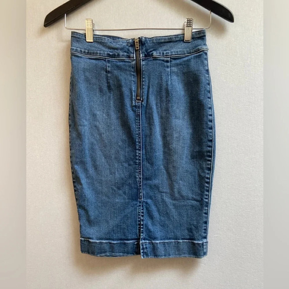 Wilfred Free Aritzia jean  pencil denim skirt Sz 2 - Picture 2 of 7